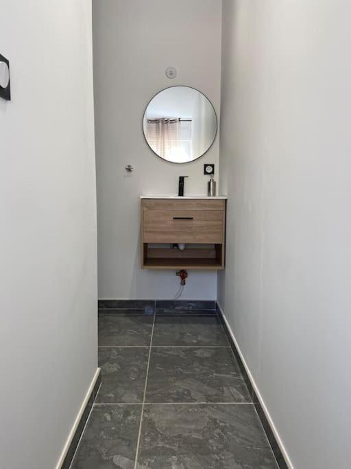 Maison Avec Jacuzzi Orange  Zewnętrze zdjęcie